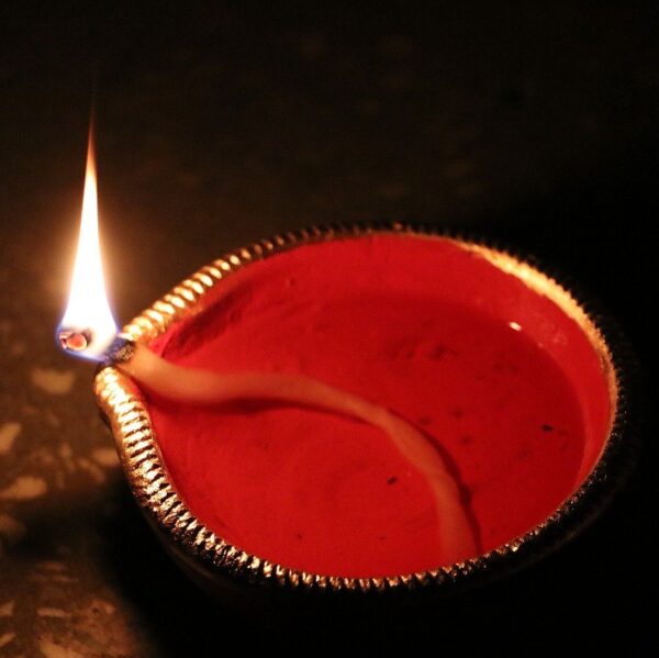 diya, diwali, hinduism-4600331.jpg